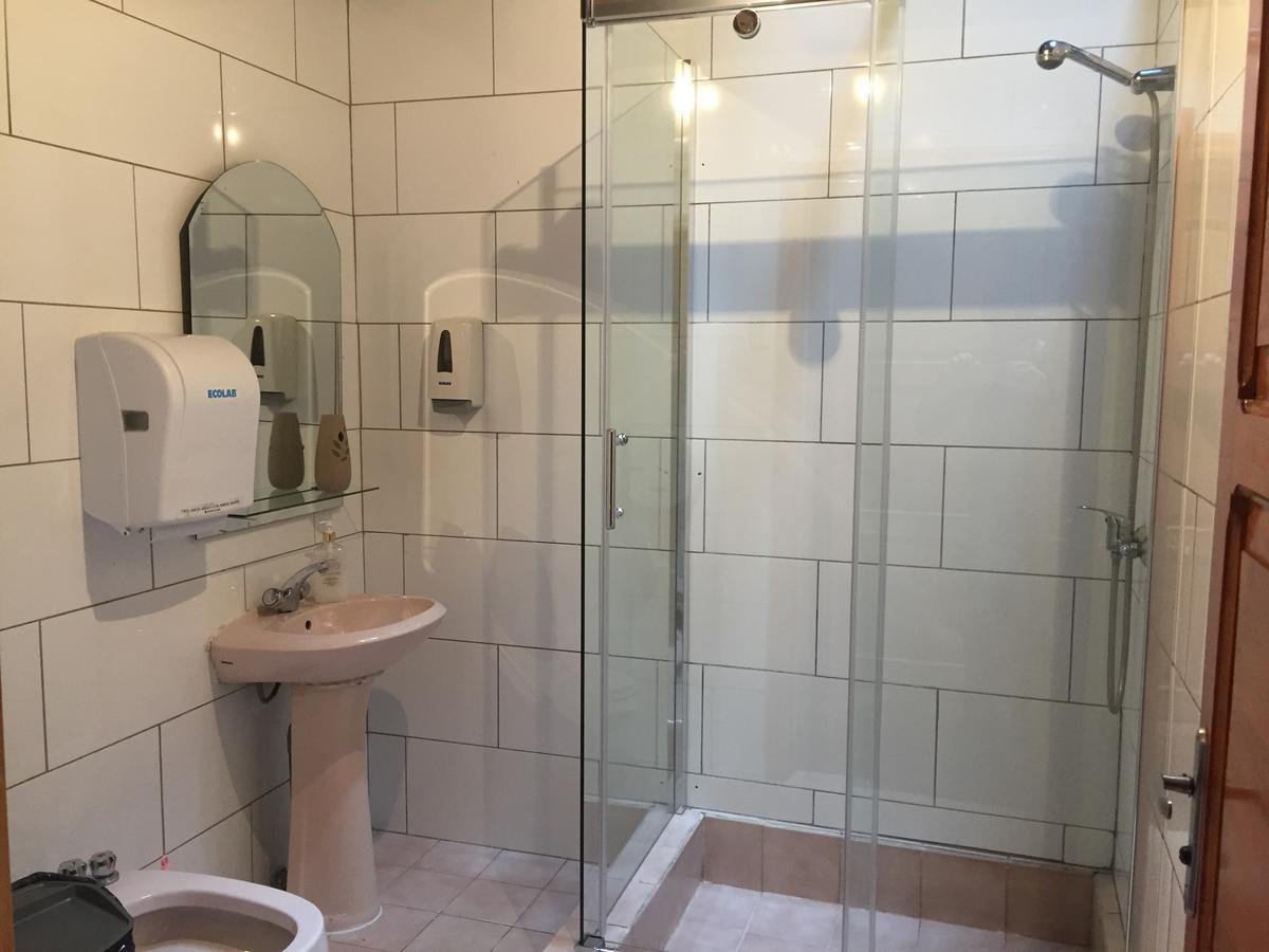 Hostal Balmaceda Punta Arenas Luaran gambar